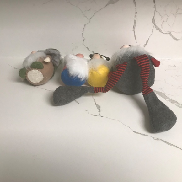 Gnome Christmas Collection of 4 Gnomes - Picture 4 of 4